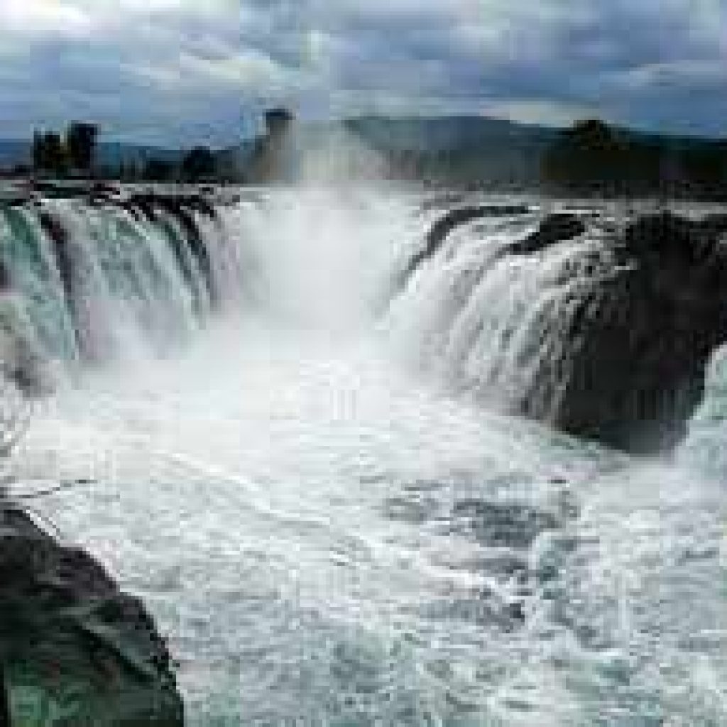 TOP 10 WATERFALLS IN INDIA